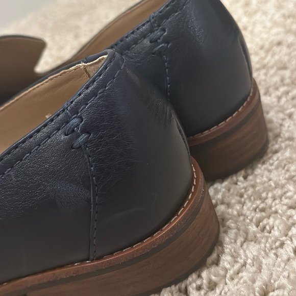 !-SOLD-! Edna Round Toe Flats - Picture 8 of 14